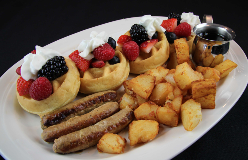 Columbus Ohio Brunch at Polaris Grille - Wild Berry Waffles