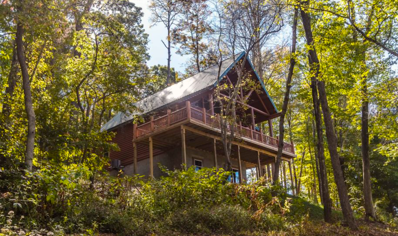 Hocking Hills Cabins